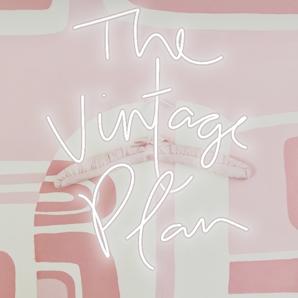 ❗️CLOSET CLOSING SALE❗️ - Picture 2 of 3